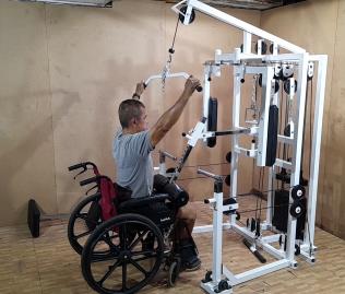 Lat Pulldown on Multi-Gym for Wheelchair  เวทเทรนนิ่ง บนรถเข็นวีลแชร์ 