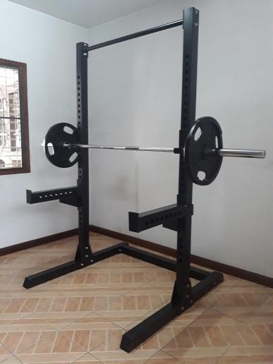 Half-Rack with Olympic Barbell and Olympic Weight Plates 